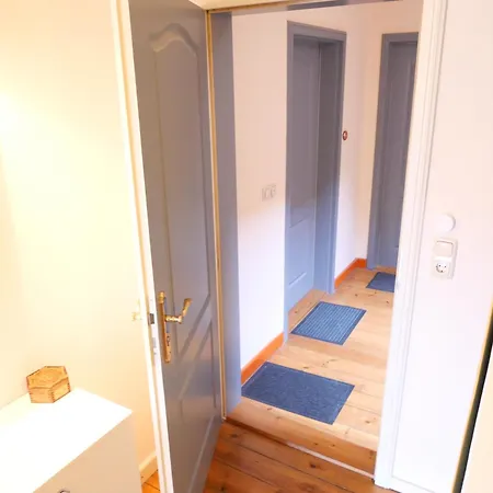 Kellerperle C Im Gotischen Vinhus *